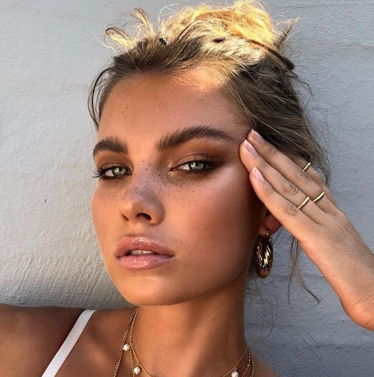 Latte makeup: