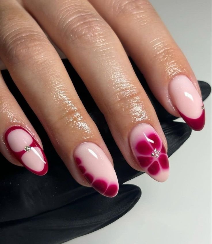 Blooming nails