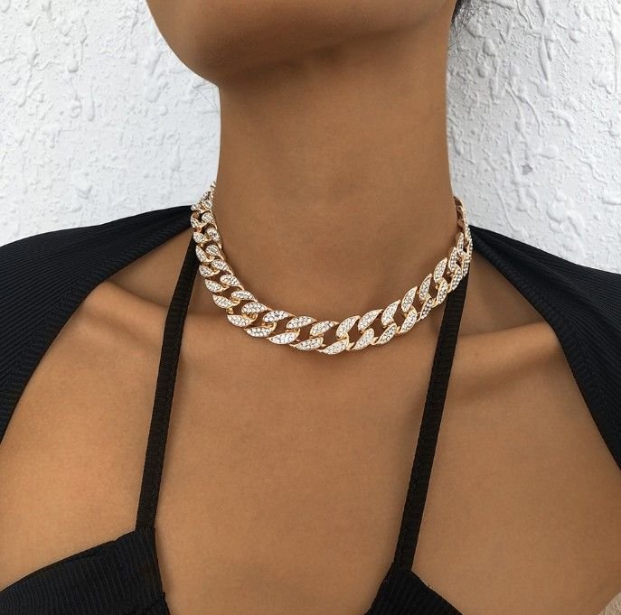 collares