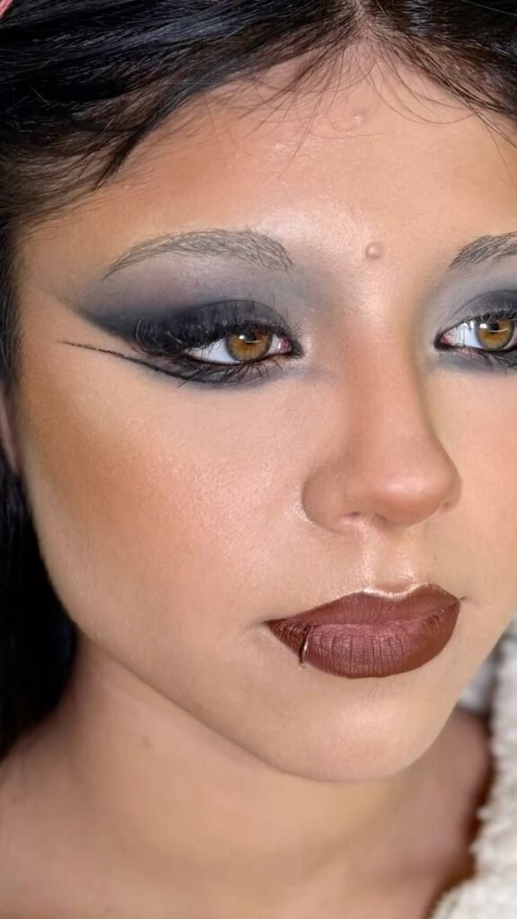 Smokey Feline Eyes