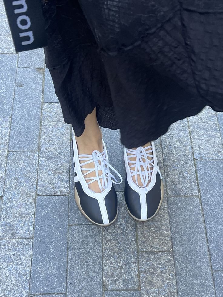 Sneakerina