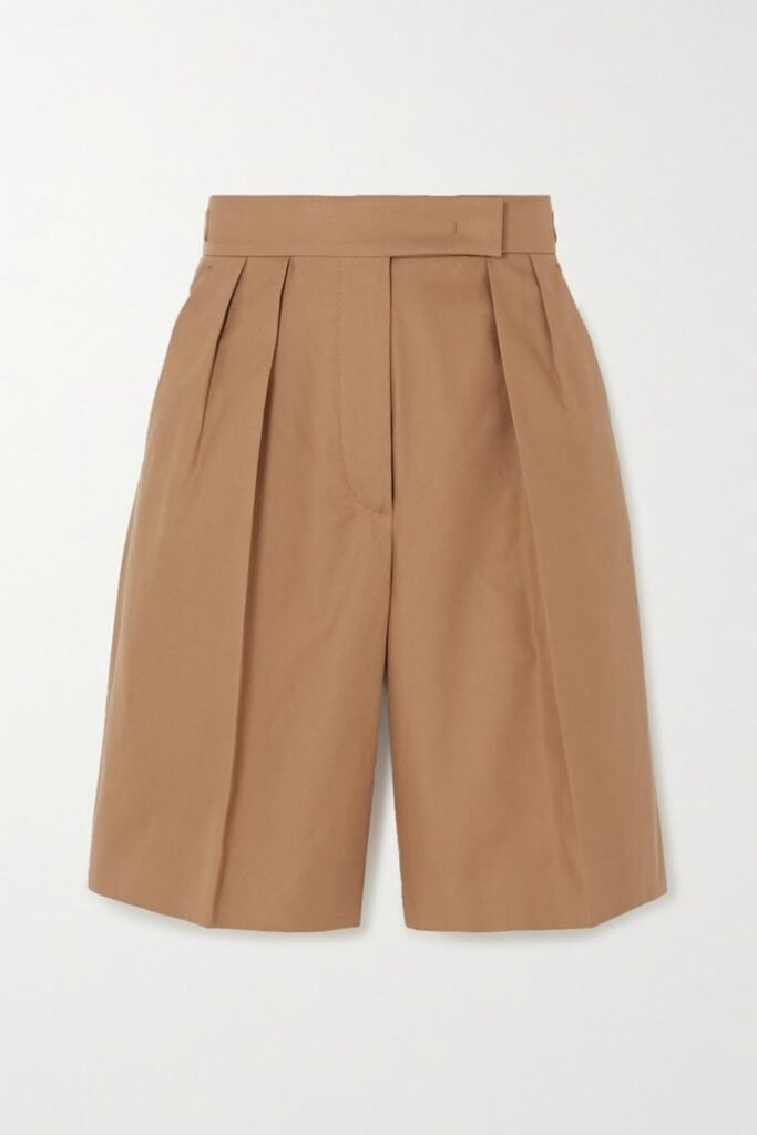 Bermudas plisadas