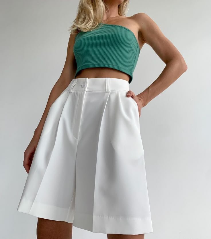 Bermudas plisadas
