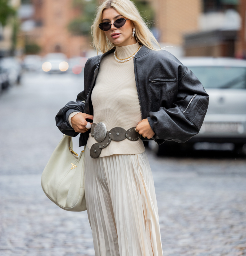 Vuelve el cinturón ancho: el accesorio que redefine los looks este año