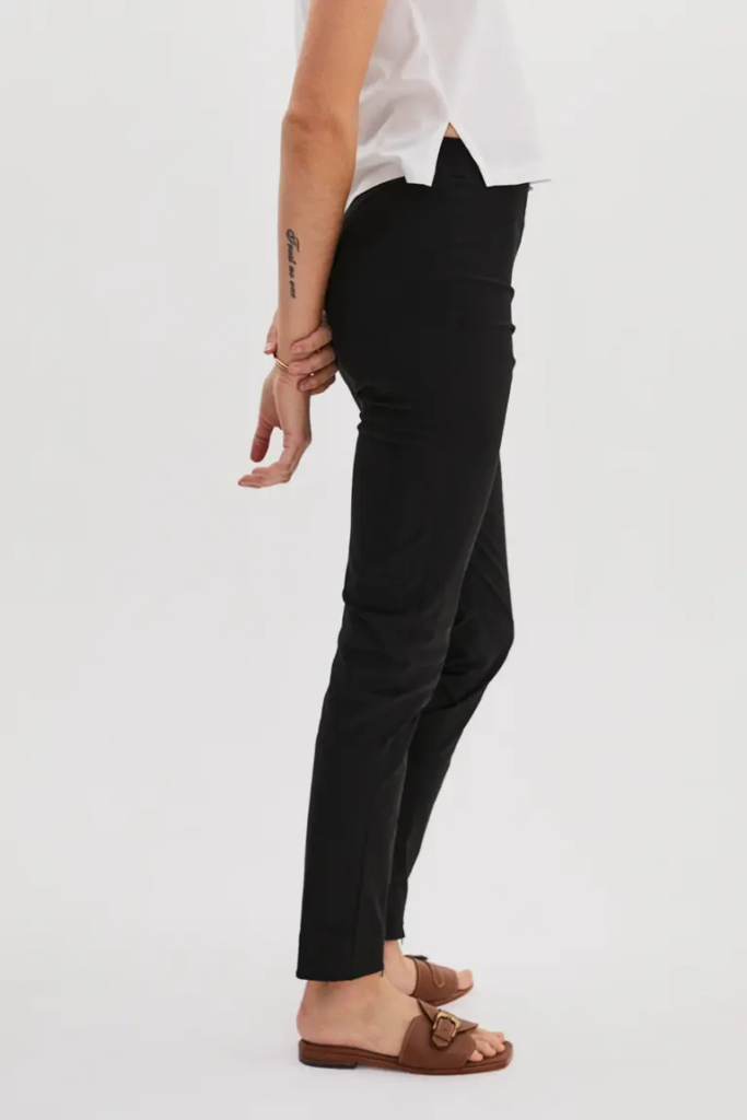 El pantalón cigarette vuelve y será furor este otoño-invierno