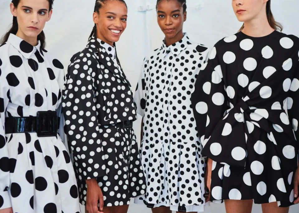 vuelven los lunares y ya son el estampado más viral del año