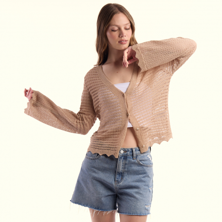 El cardigan es la prenda clave del otoño 2026: cómo usarlo y combinarlo