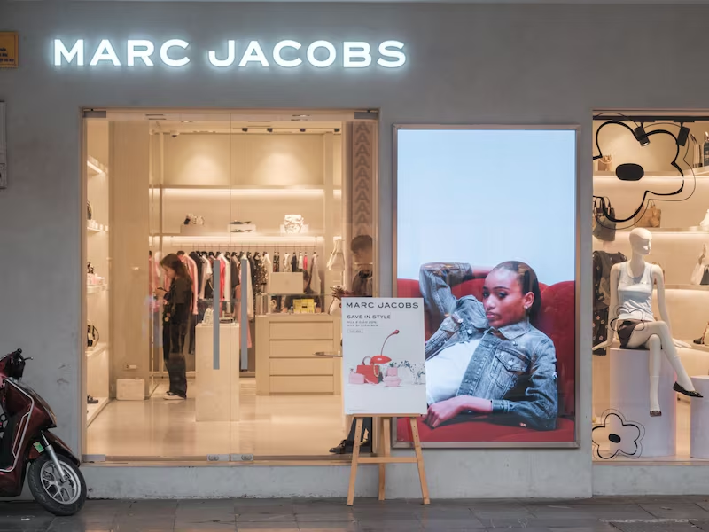 Moda de lujo en alerta: por qué LVMH decidió vender Marc Jacobs