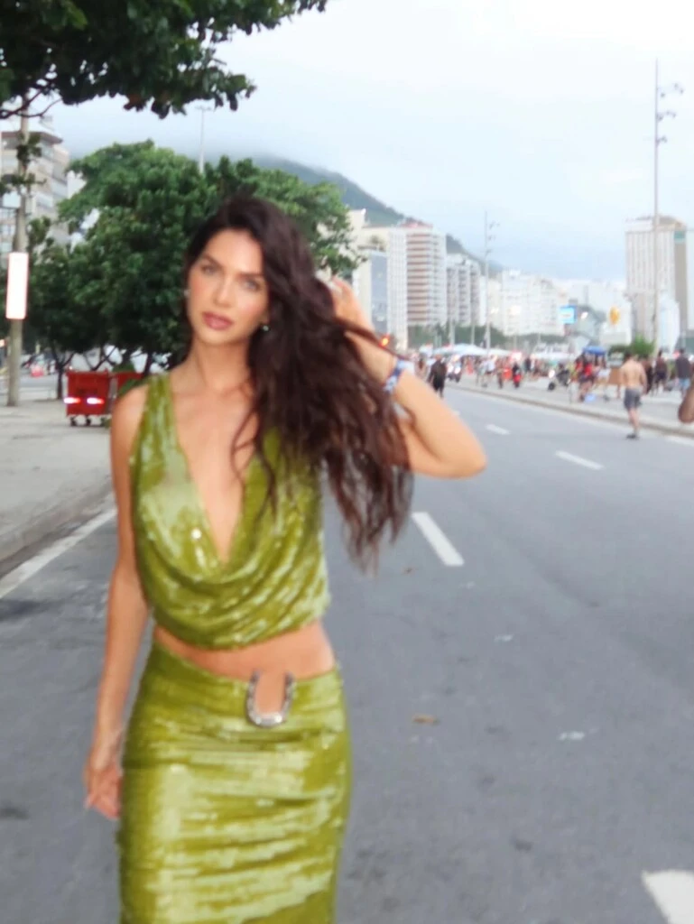 Zaira Nara impone tendencia: el look con detalle herradura que será furor en 2026