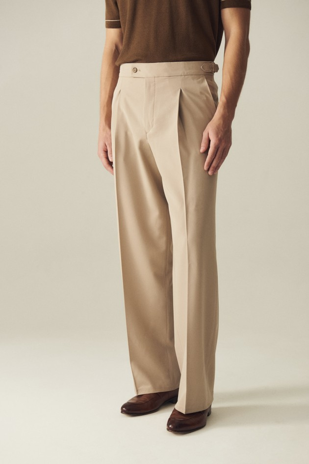 Los pantalones de sastrería relajada son la nueva obsesión de la moda 2026