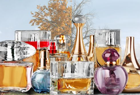 Perfumes árabes para invierno: las notas cálidas que son tendencia en 2026