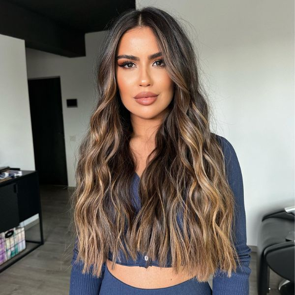 Golden brunette: el color de pelo castaño cálido que será tendencia en 2026