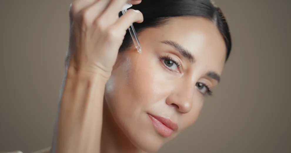 Adiós al maquillaje pesado: las tendencias beauty que dejamos atrás en invierno 2026