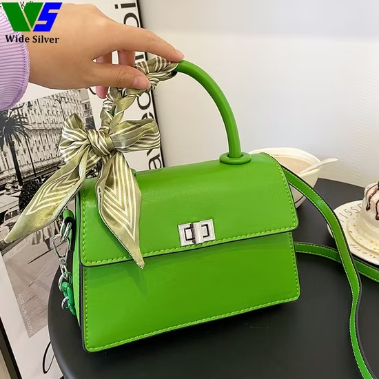 Las carteras XXL pasaron de moda: los bolsos pequeños y estructurados son la tendencia de 2026