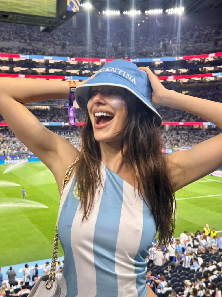 Camila Morrone confirmó que el sporty chic es la tendencia del Mundial 2026
