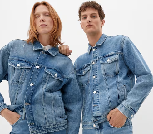 El denim total look vuelve con fuerza: cómo llevar la tendencia vaquera del verano 2026