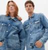 El denim total look vuelve con fuerza: cómo llevar la tendencia vaquera del verano 2026