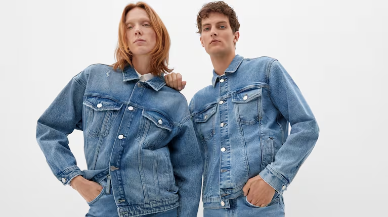 El denim total look vuelve con fuerza: cómo llevar la tendencia vaquera del verano 2026