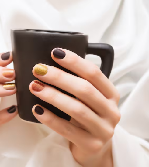 Nails otoño-invierno 2026: los colores de uñas que serán tendencia esta temporada
