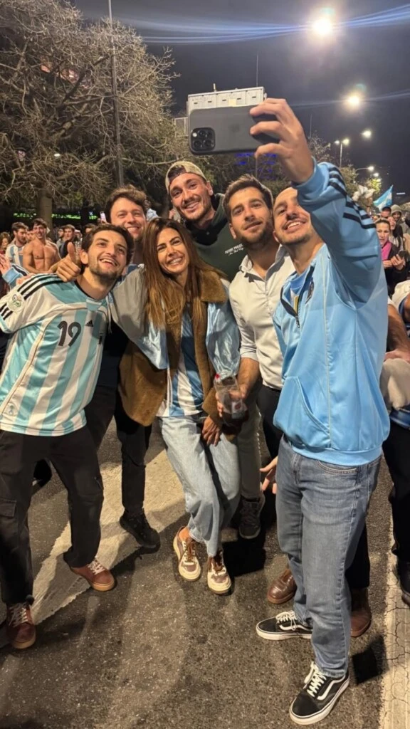 Juliana Awada celebró la clasificación de Argentina con el look más elegante del Mundial 2026