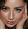 Qué es el Satin Skin Makeup, la tendencia beauty que deja una piel luminosa y natural