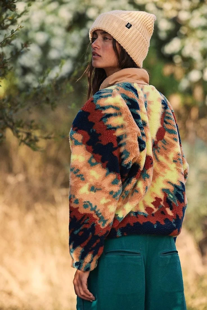Pampita confirmó la campera nórdica que será tendencia este invierno