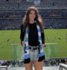Eva De Dominici deslumbró con un look casual para ver el partido entre Francia y Suecia