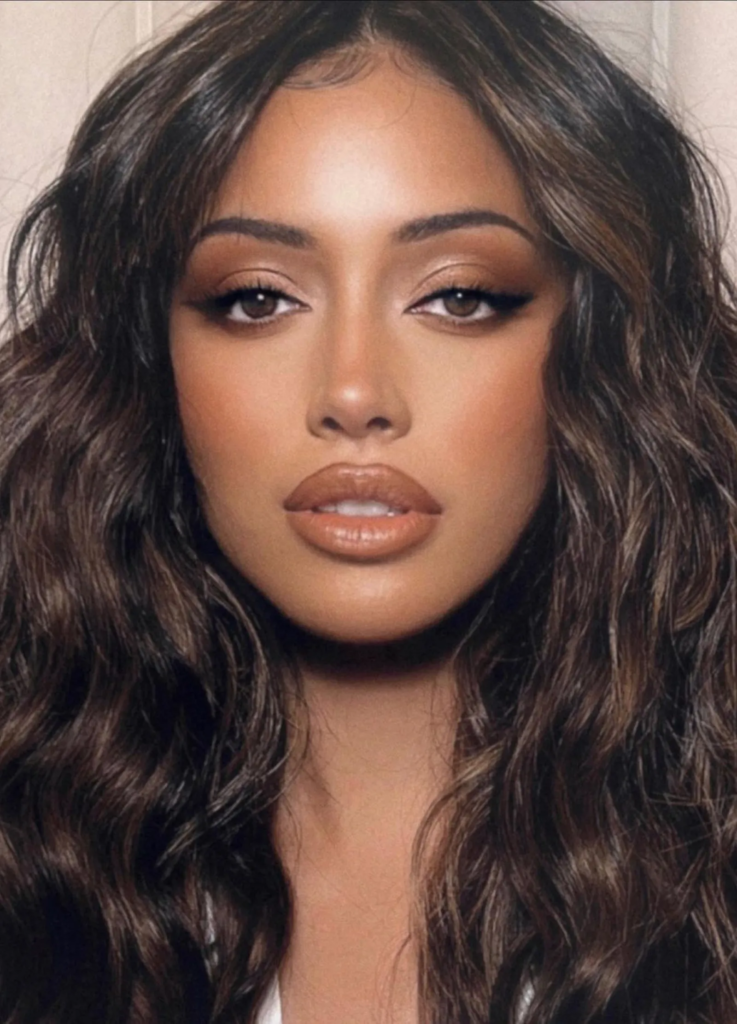 Latte Makeup vs Strawberry Makeup: cuál es la tendencia beauty que domina en 2026