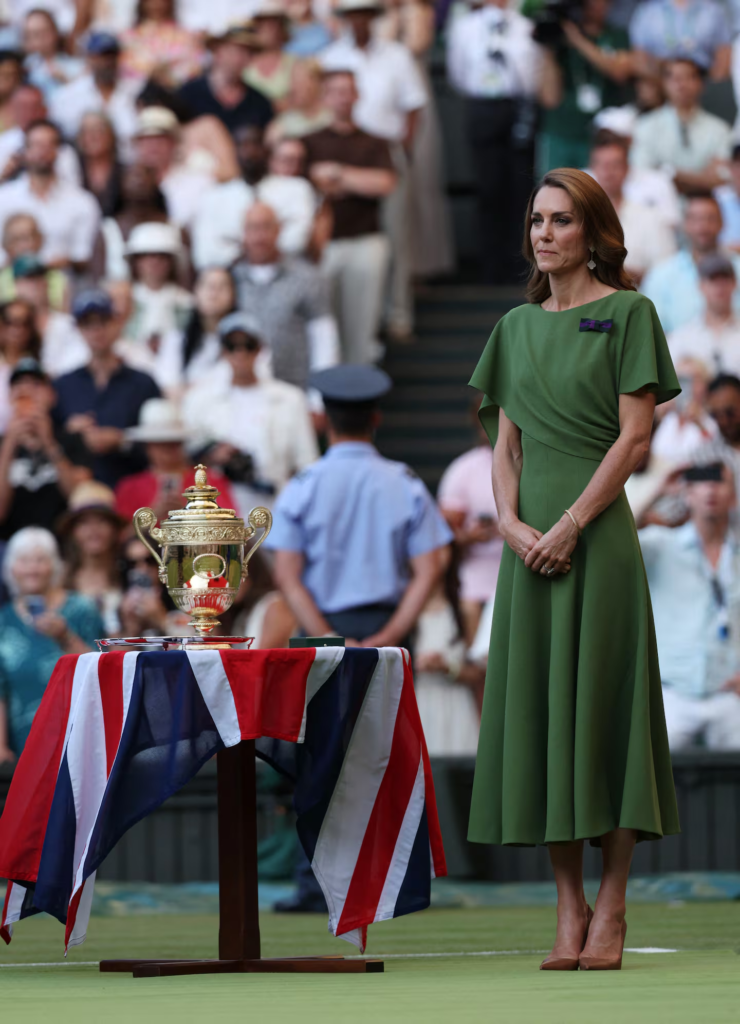 Kate Middleton deslumbró en Wimbledon con dos vestidos midi que marcaron tendencia